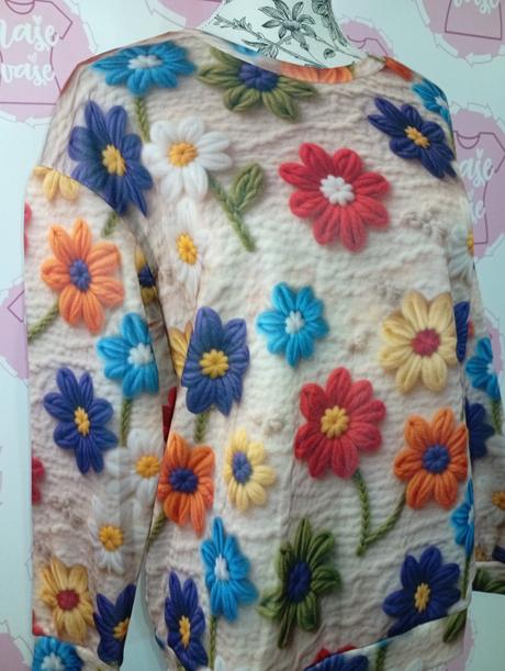 Farebná mikina m-l, m