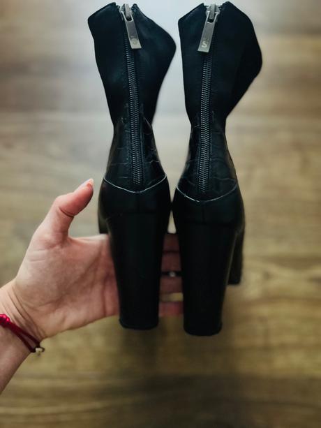 But s kožené čižmičky, 39