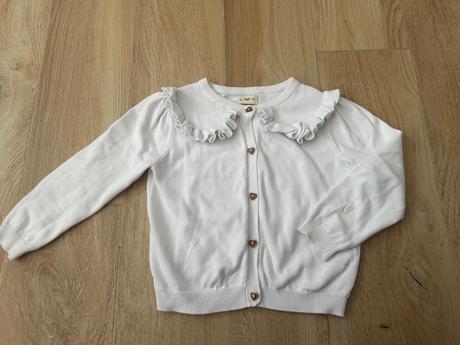 Biely svetrík, f&f,110