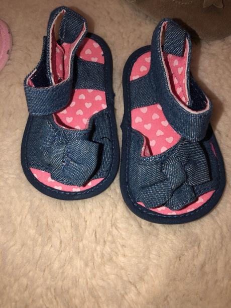 Capačky sandalky, 17