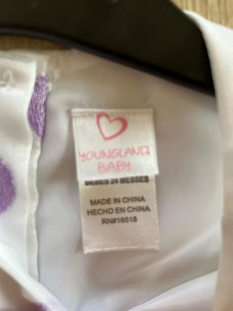 Dievčenské šaty, 86