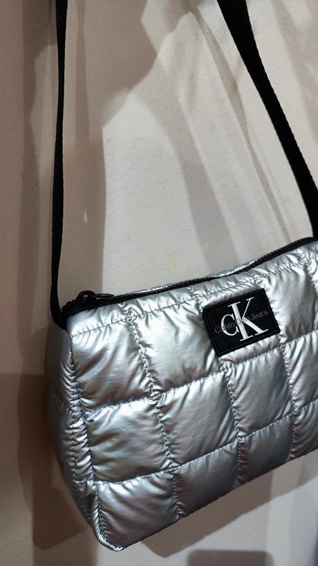 Calvin klein strieborná kabelka, calvin klein