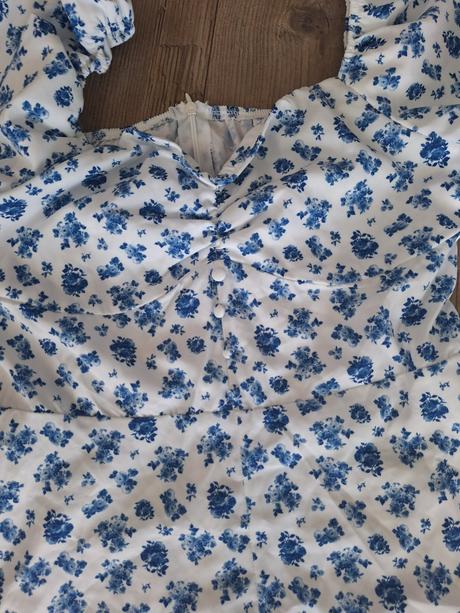 Minisaty blue flowers, m
