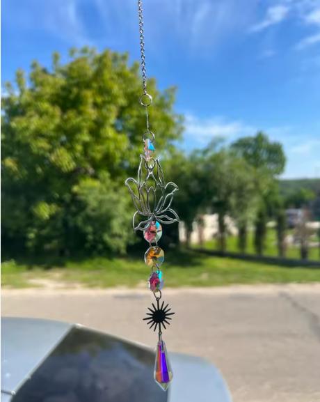 Lapač slnečných lúčov lotos - strieborný, 