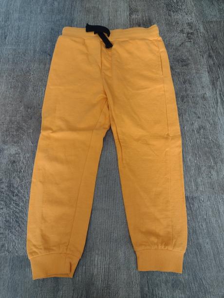 Tepláky 110, sinsay,110