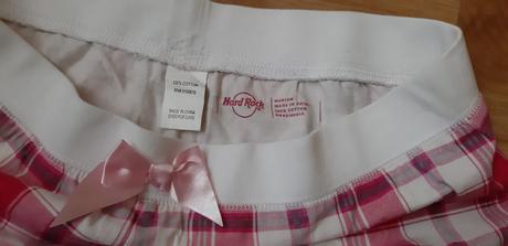 Šortky na spanie hard rock, l