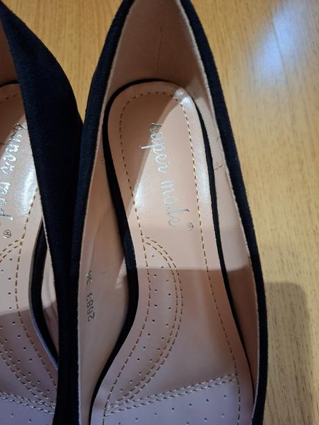 Čierne lodičky (veľkosť 36), 36