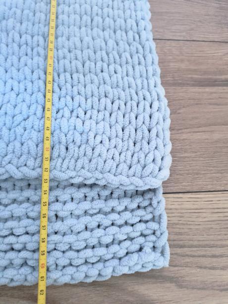 Hrejivý svetrík, 140