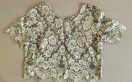 Čipkovaný priehľadný crop top, s