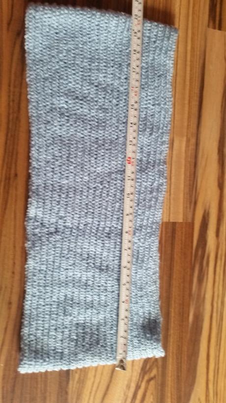 Detska ciapka a sal, 122 / 128