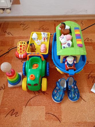 Traktor+ noemova archa, 