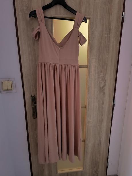 Spoločenské šaty, m