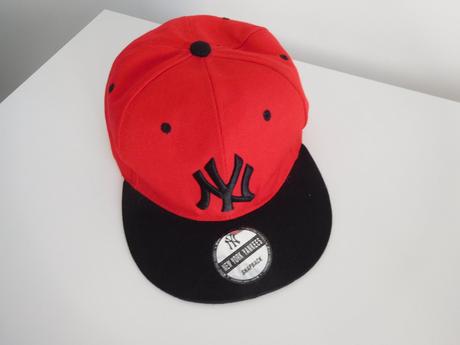 Ny čiapka rovný šilt nová,, 