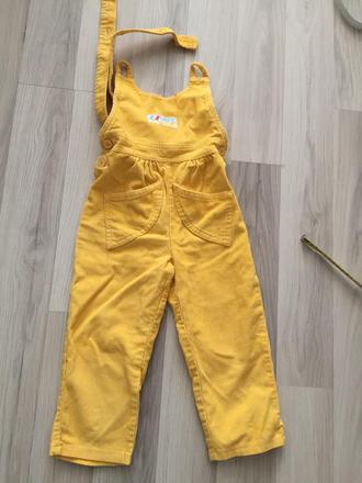 Mencestrove nohavice, 92