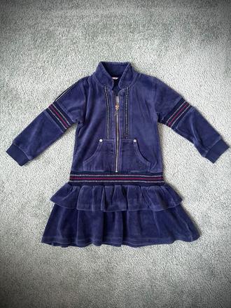 Velúrové zimné šaty, 104