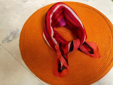 Jemná šatka na krk, l