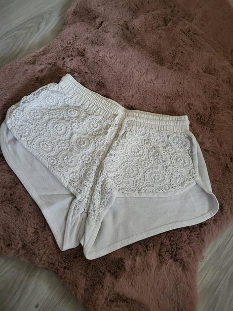 M čipkované sortky, gate,m