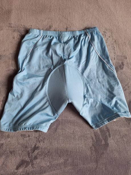 Cyklisticke kratasy, m