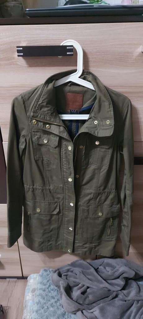 Dámska bunda veľ. 34, f&f,34