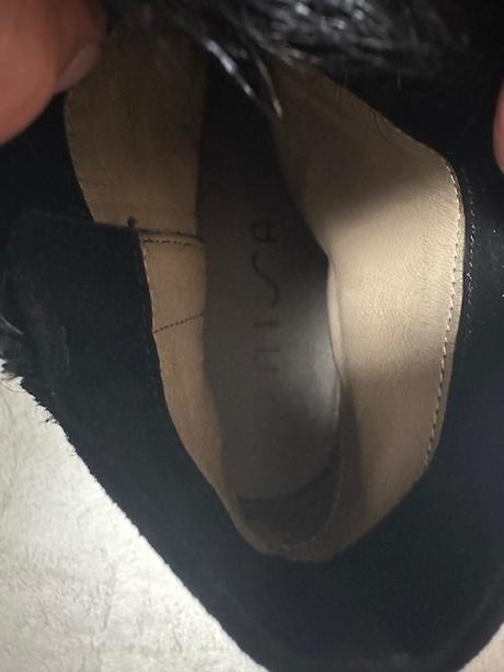 Kotníkové čižmičky na platforme zn. unisa, 40