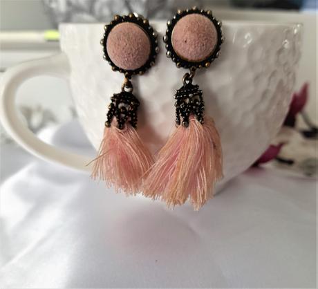 Náušnice so strapčekami, 