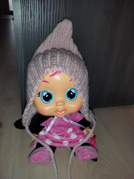 Ručná práca čiapka nadherna pudrova,