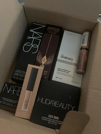 Makeup,
