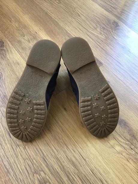 Cizmy na prechodné obdobie, 35