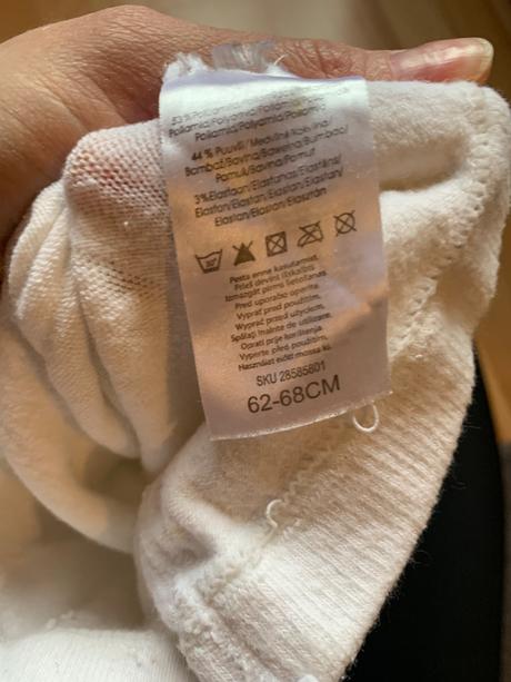 Slávnostné pančušky, 62