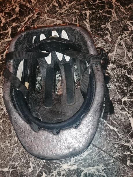 Prilba na bycikel s/m, m