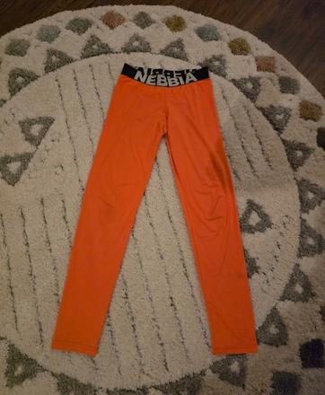 Neon oranzove nebbia, nebbia,l