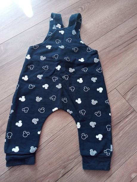 Tepláky na traky, 74