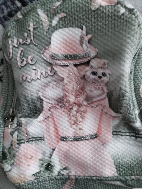 Šaty s batôžkom, 122