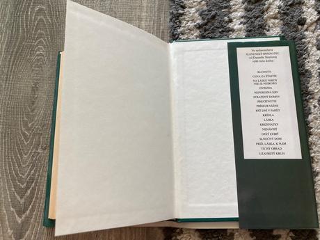 Dar danielle steelová (1998), 