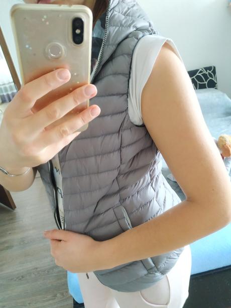 Obojstranná prešívaná vesta, 