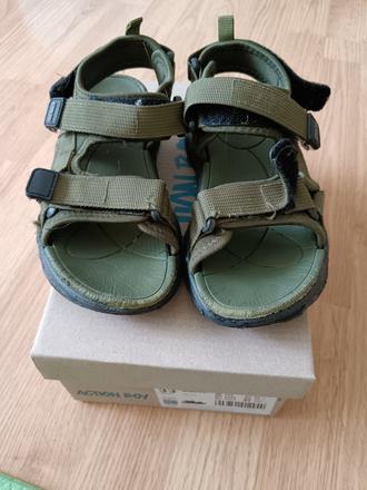 Chlapčenské sandále, 33