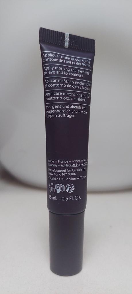 Nove kremy caudalie,