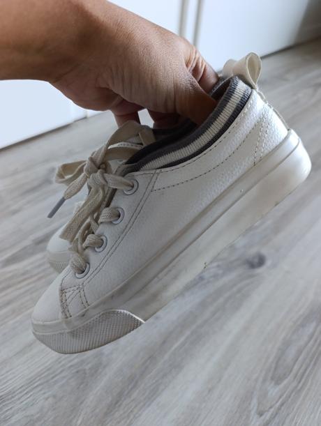 Biele tenisky, reserved,31