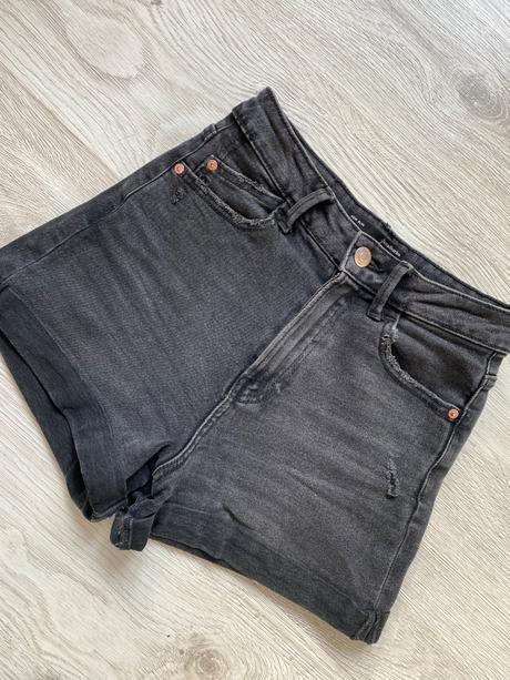 Mom fit šortky, stradivarius,xs