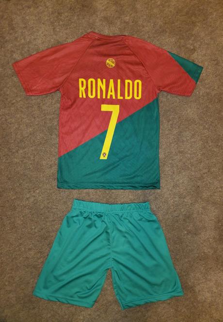 Ronaldo futbalovy dres 140, nike,140
