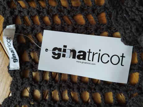 Háčkovaná vesta., gina,xs