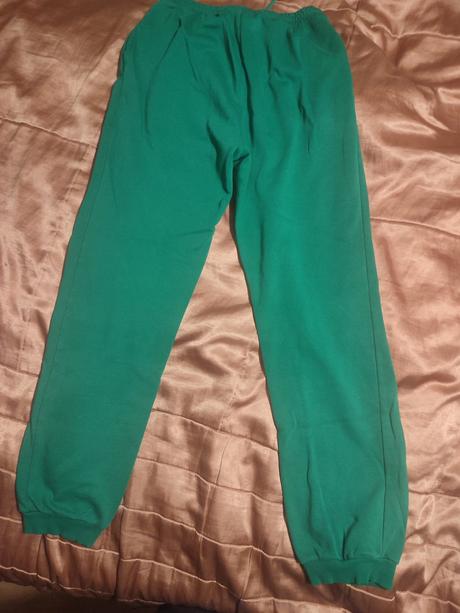 Zelené tepláky house, house,s