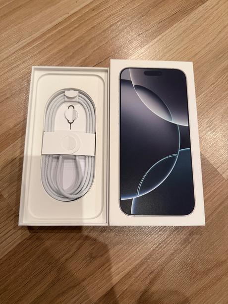 Iphone 16 pro max 256 gb, bateria 98 percent, apple