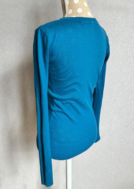 Pulóver v oceánovej modrej, s