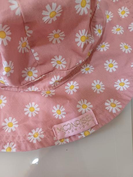 Klobúčik moonrise,