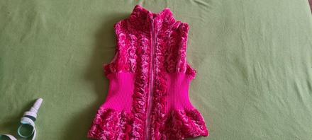 Ružová mäkučká vesta, 152