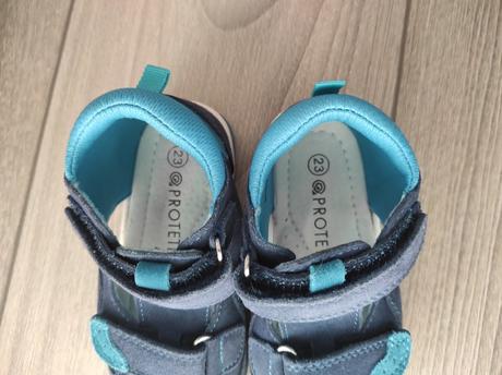 Nové sandálky, protetika,23