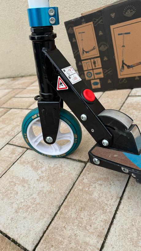 Kolobežka firefly 145 abec 7 nosnost 100 kg,