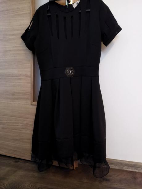 Extravagantné šaty paparazzi, m