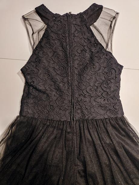 Trblietavé šaty, orsay,38